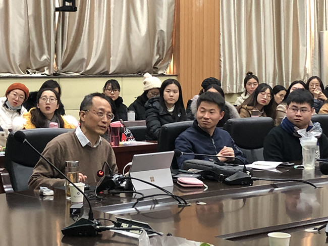 學術沙龍第7期照片3_副本.jpg